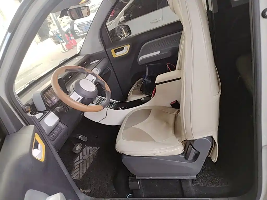 Wuling MINIEV — миниатюра 16