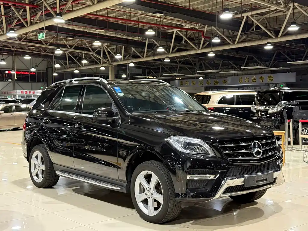Mercedes-Benz M-Class — миниатюра 3