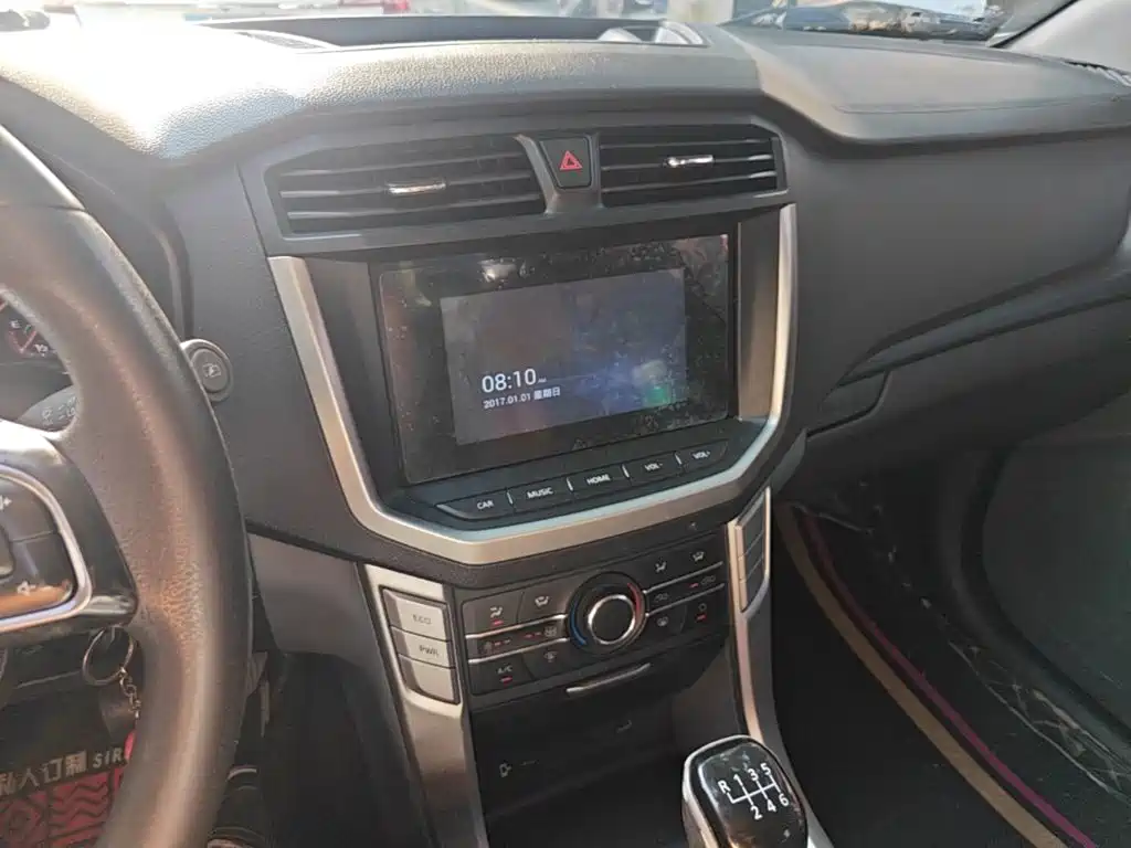 Maxus T70 — миниатюра 13
