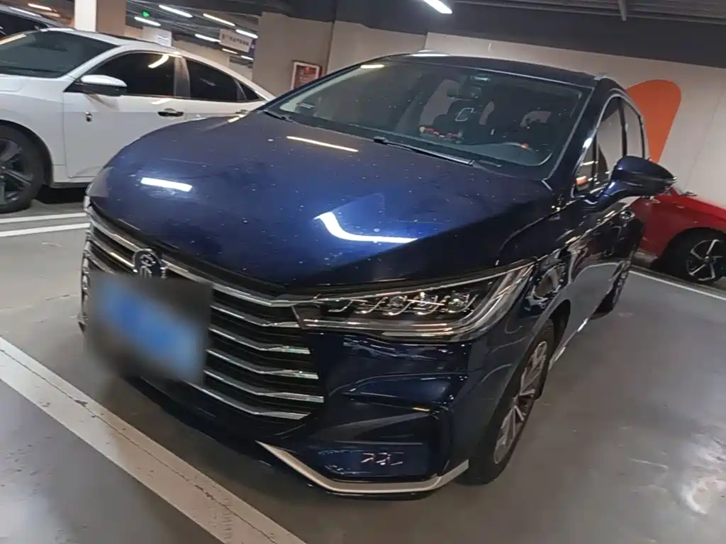 BYD Song MAX MAX 2021 1.5T AT Luxury 7 мест