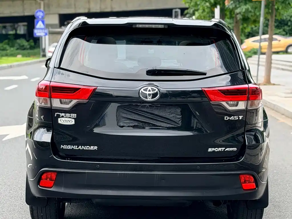 Toyota Highlander — миниатюра 16