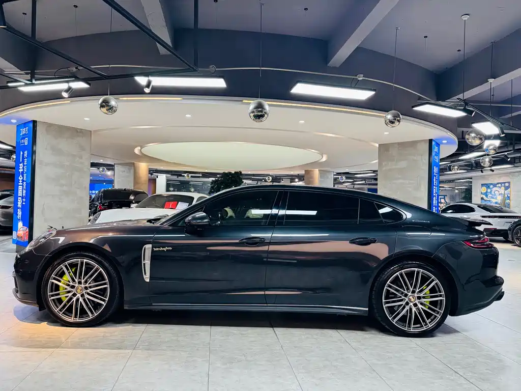 Porsche Panamera Hybrid — миниатюра 3