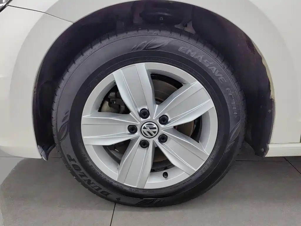 Volkswagen Touran — миниатюра 17