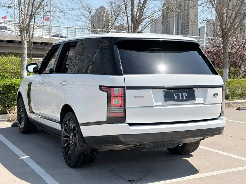 Land Rover Range Rover — миниатюра 7