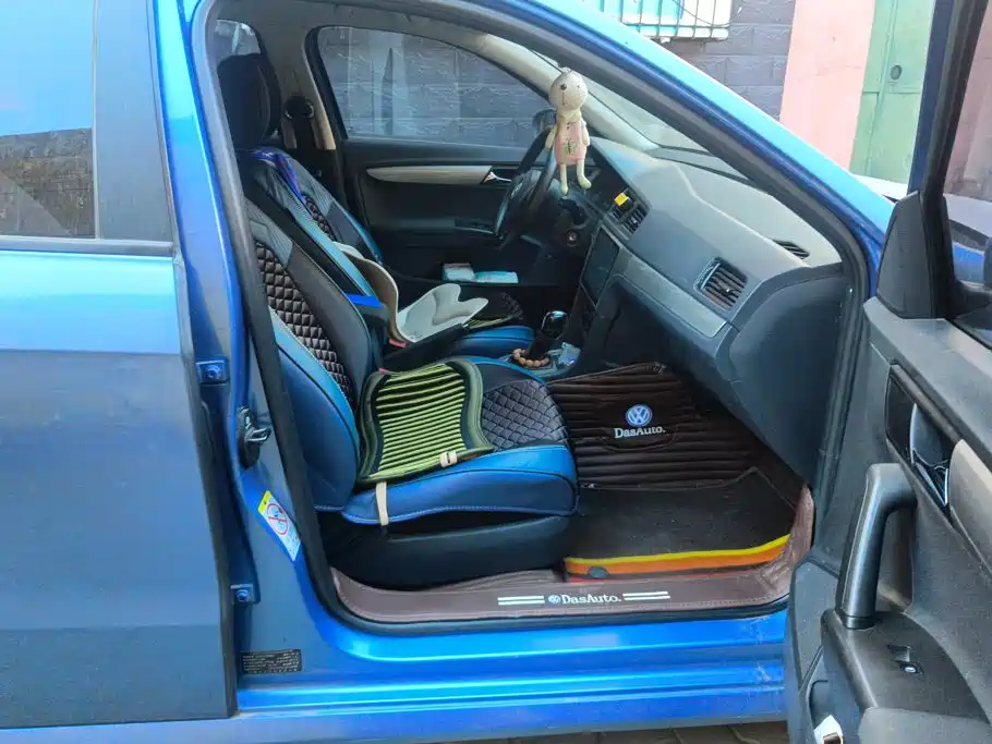 Volkswagen Lavida — миниатюра 8