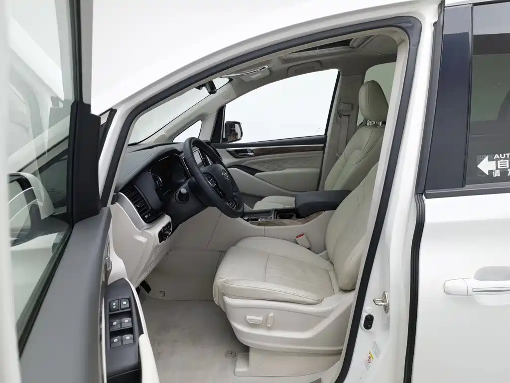 GAC Motor Trumpchi M8 — миниатюра 10