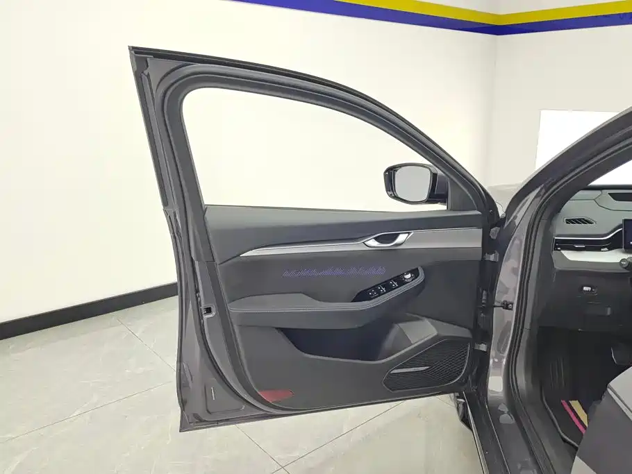 Geely Xingrui — миниатюра 7