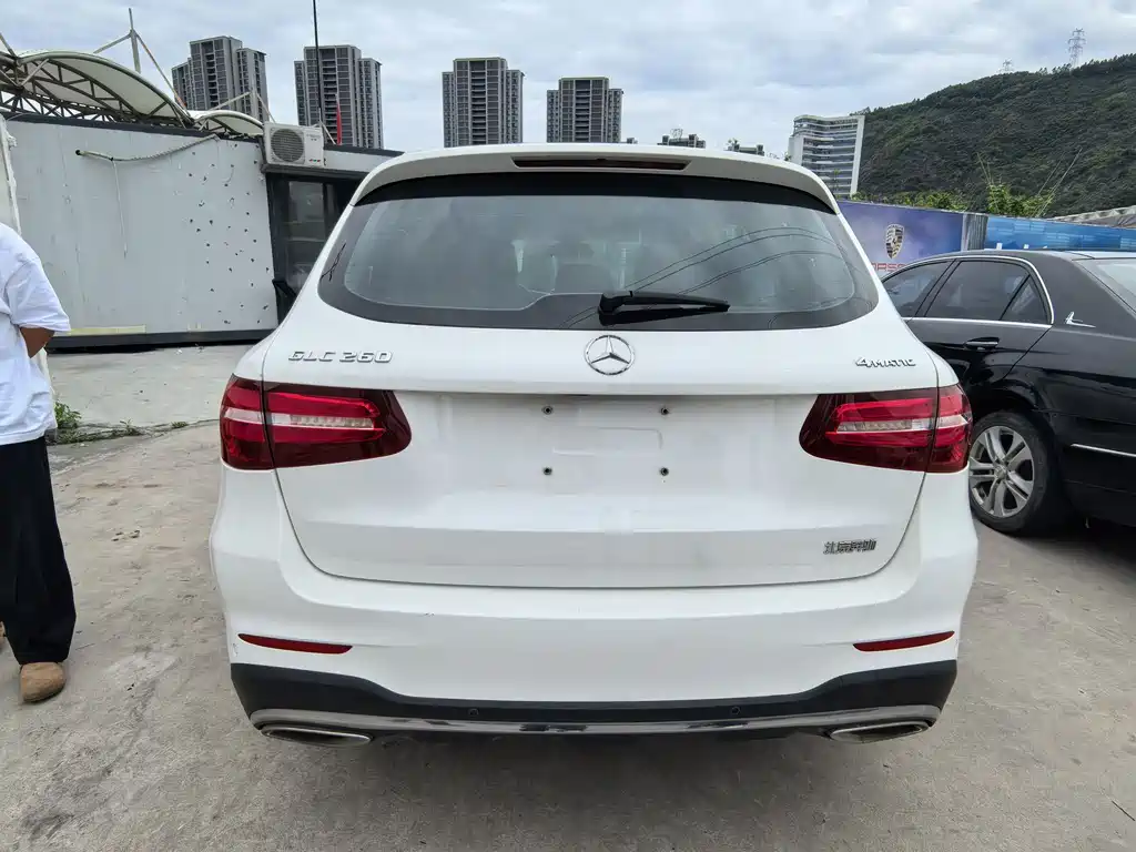Mercedes-Benz GLC 2018 GLC 260 4MATIC