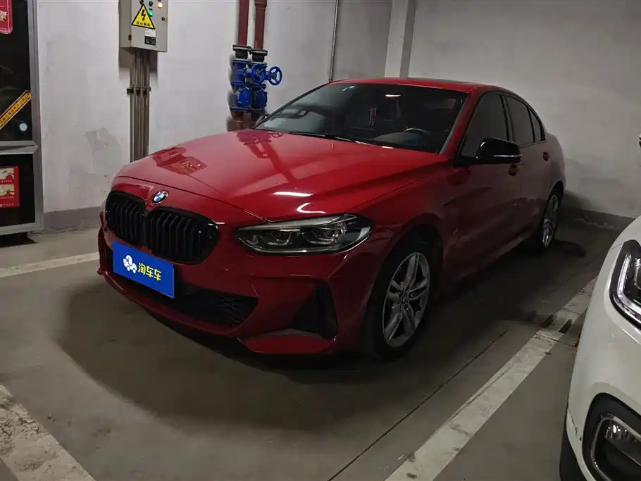 BMW 1 Series 2021