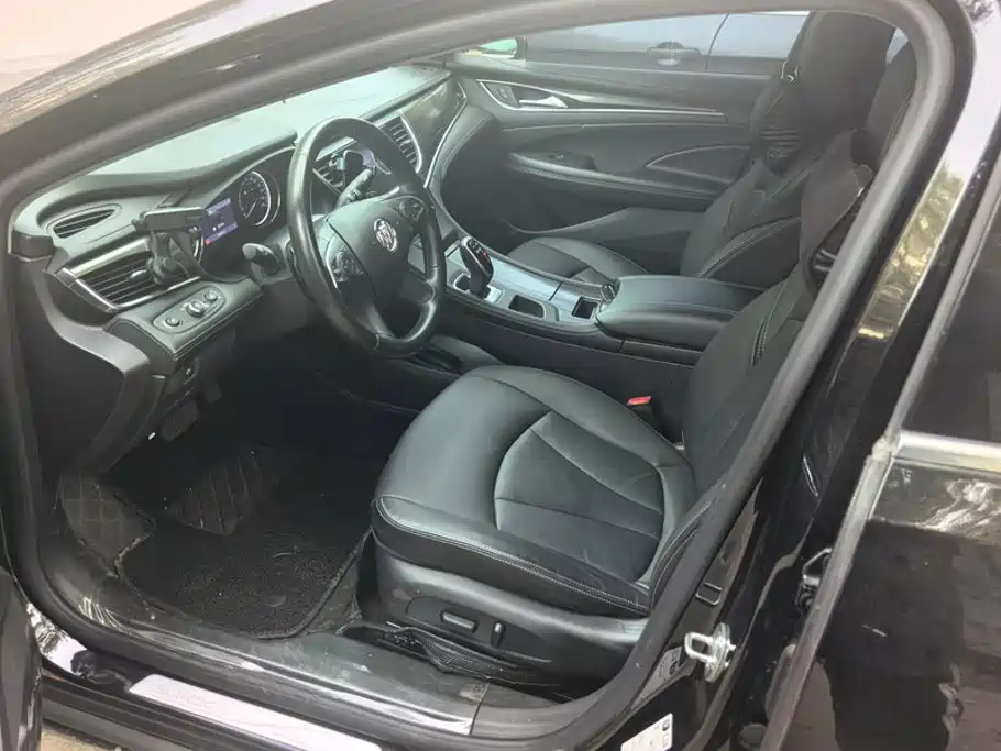 Buick LaCrosse — миниатюра 9