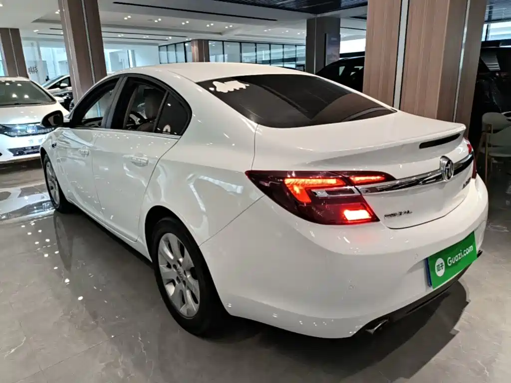 Buick Regal — миниатюра 5