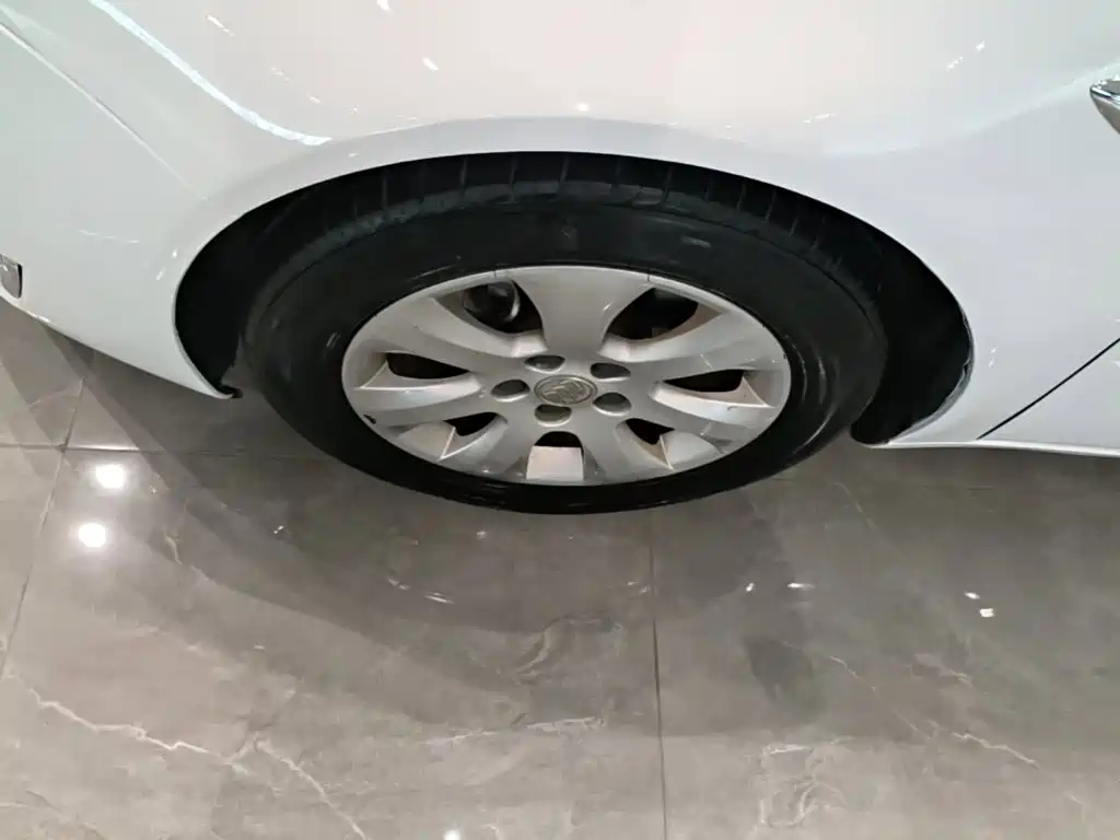 Buick Regal — миниатюра 23