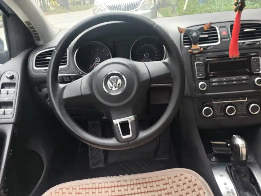 Volkswagen Golf — миниатюра 15