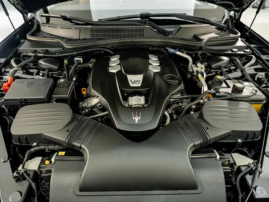 Maserati Quattroporte 3.0T Standard Type, фото 24