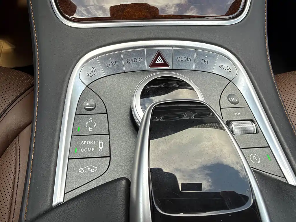 Mercedes-Benz S-Class — миниатюра 9