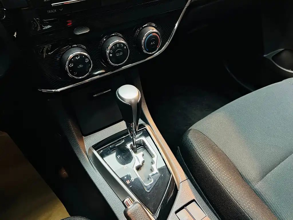 Toyota Corolla — миниатюра 17