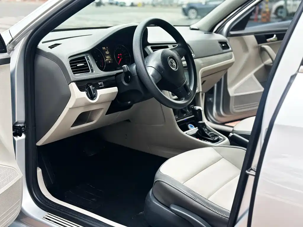 Volkswagen Gran Lavida — миниатюра 7