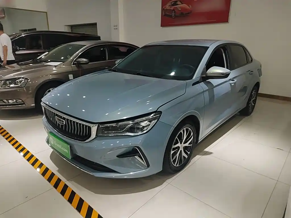 Geely Emgrand 2023