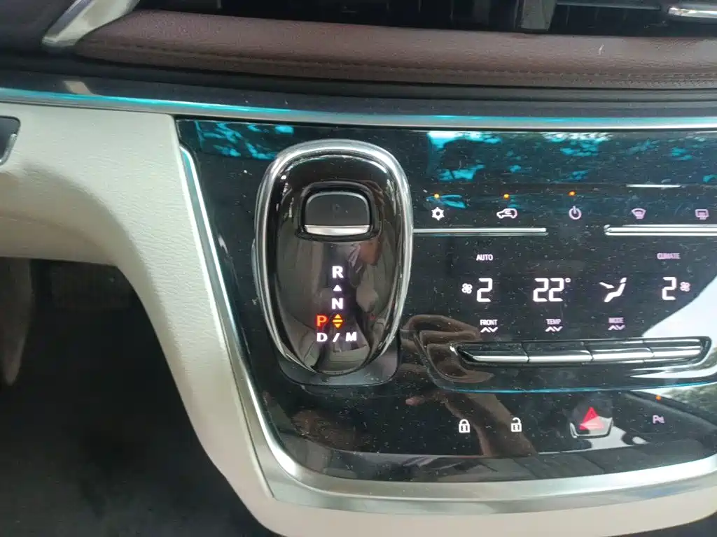 Buick GL8 2021 652T Luxury