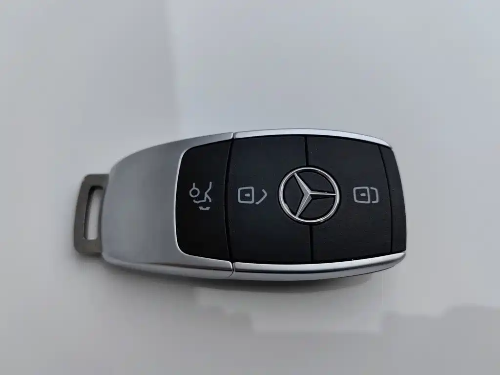 Mercedes-Benz GLA — миниатюра 19