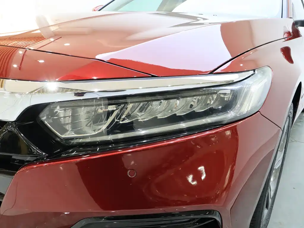 Honda Accord 2018 260TURBO Luxury V