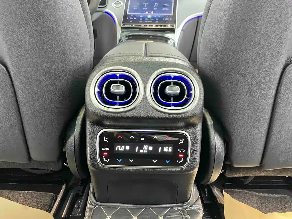 Mercedes-Benz GLC — миниатюра 14