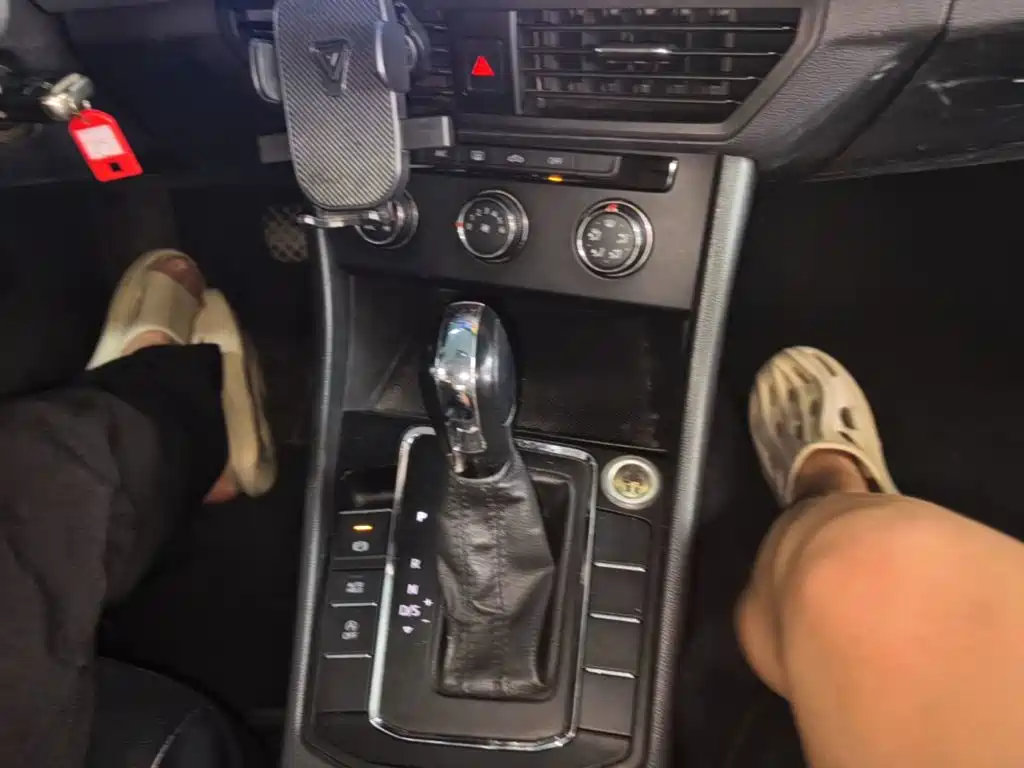 Volkswagen Bora — миниатюра 14