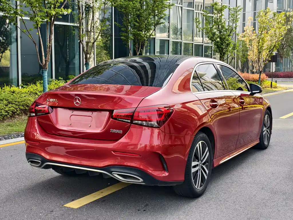 Mercedes-Benz A-Class — миниатюра 12