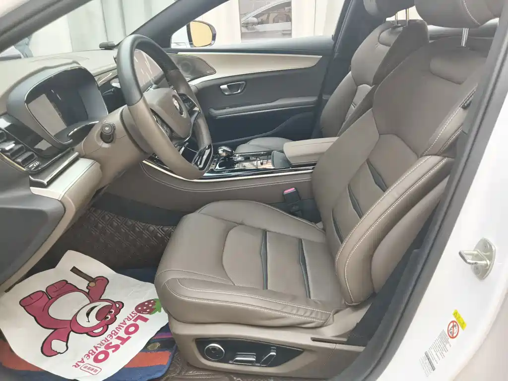 BYD Han — миниатюра 5
