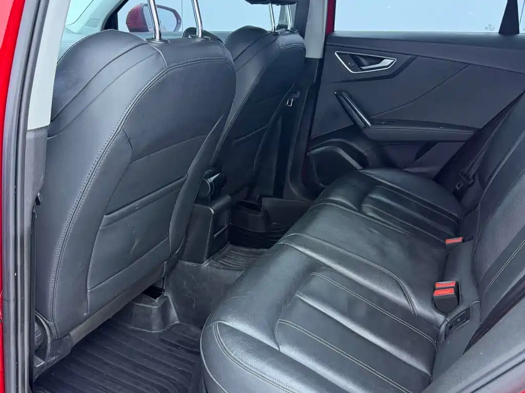 Audi Q2L — миниатюра 15