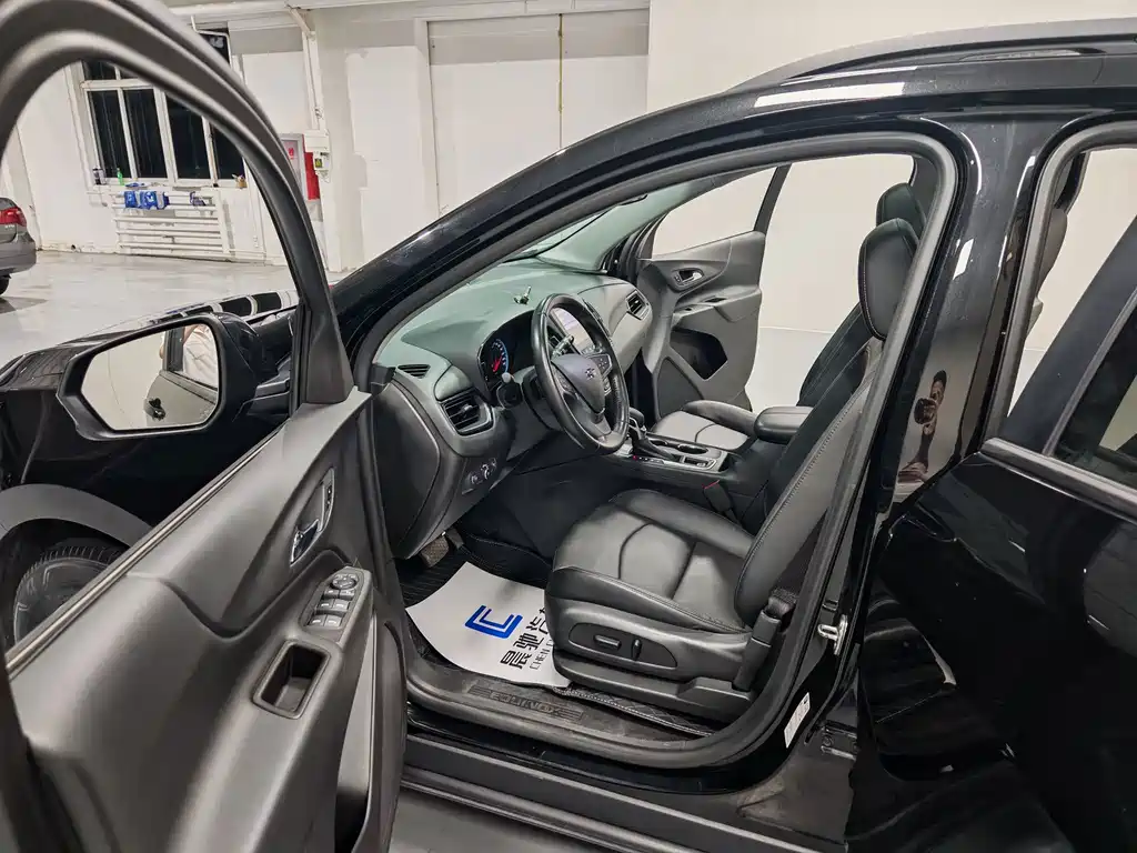 Chevrolet Equinox — миниатюра 8