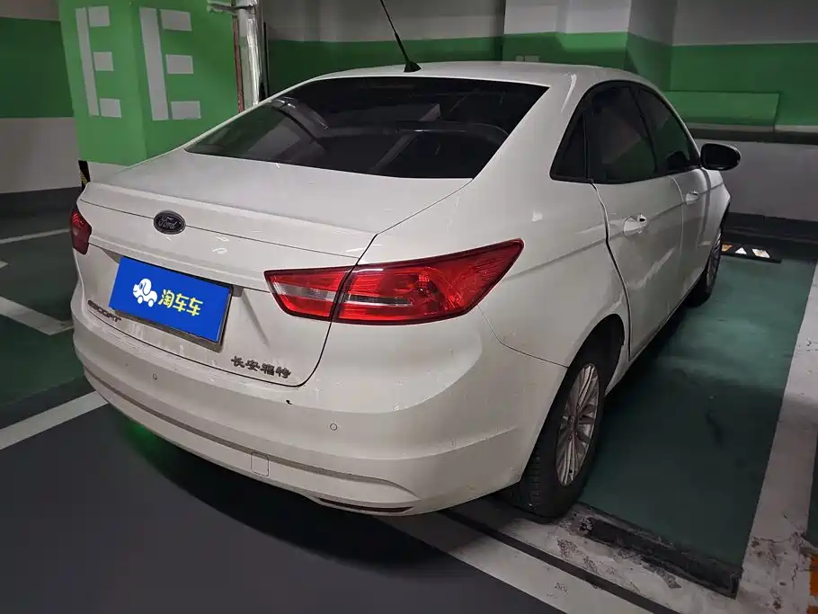 Ford Escort — миниатюра 3
