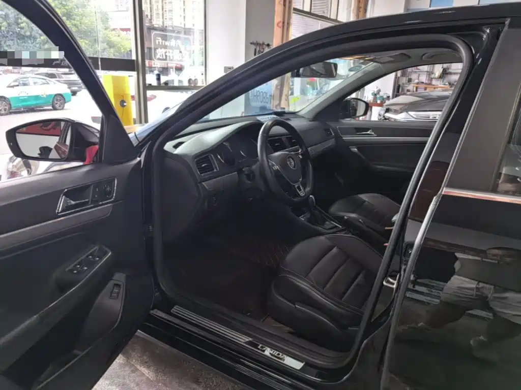 Volkswagen Lavida — миниатюра 16