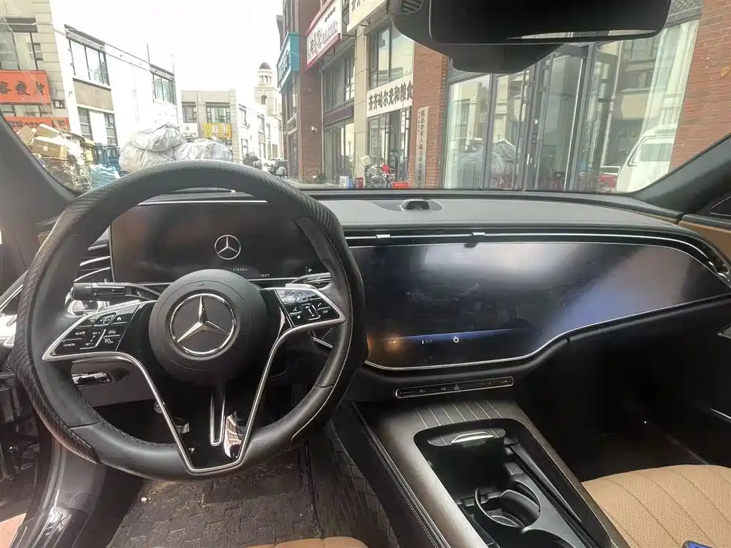 Mercedes-Benz E-Class E 2024 E 300 L Luxury