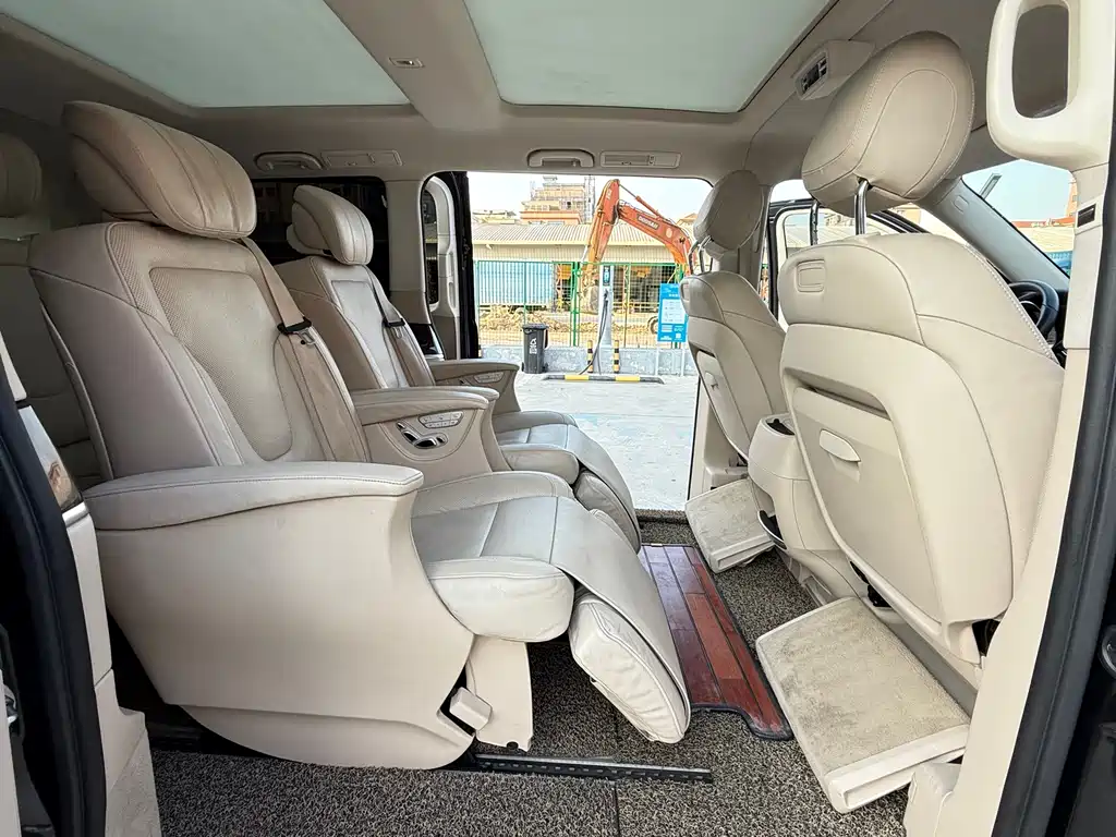 MERCEDES-BENZ V CLASS