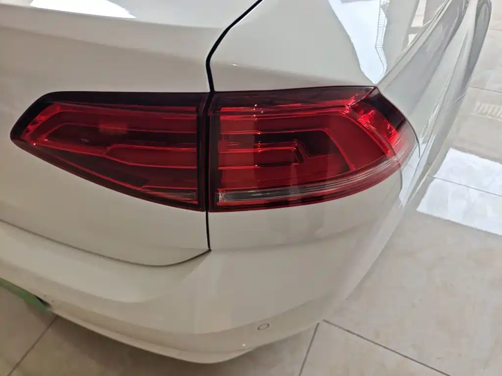 Volkswagen Lamando — миниатюра 8