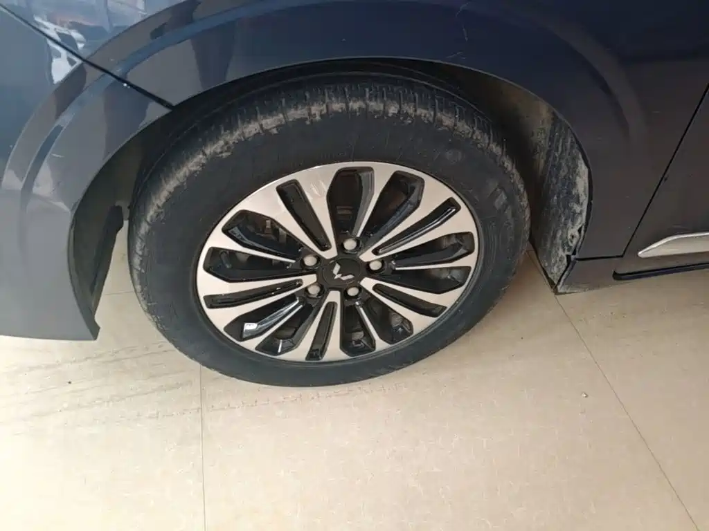 Wuling Jiachen — миниатюра 23