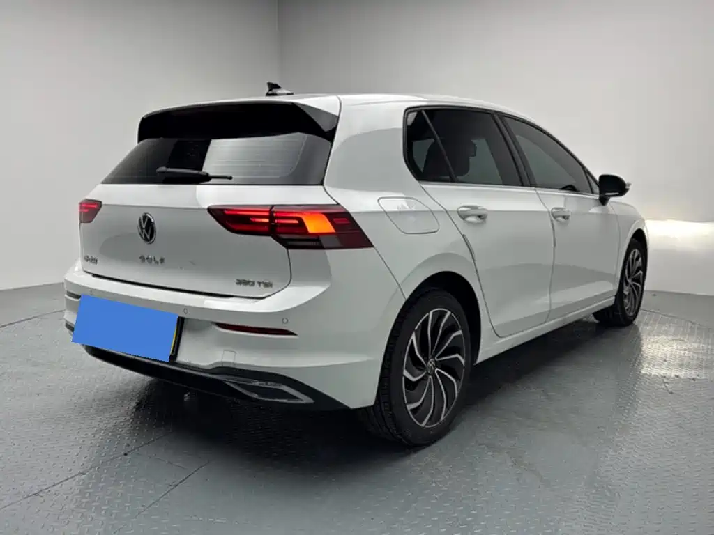 Volkswagen Golf — миниатюра 6