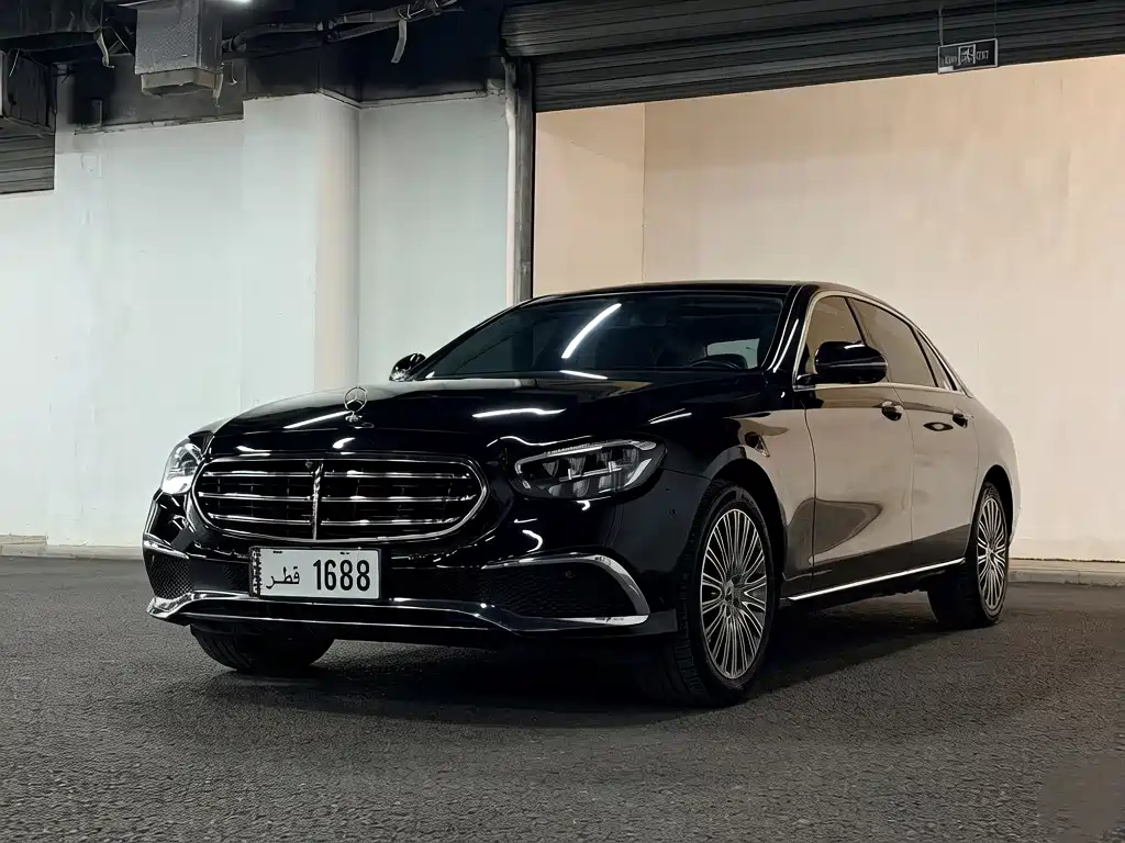 Mercedes-Benz E-Class 2022