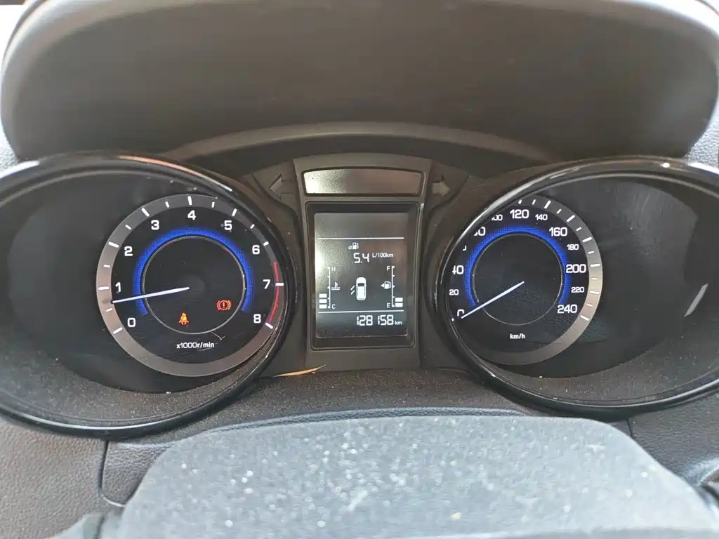 Changan CS15 — миниатюра 12