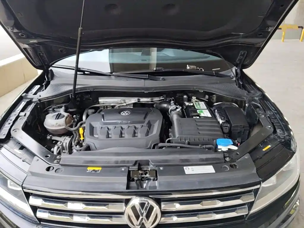 Volkswagen Tiguan L — миниатюра 20