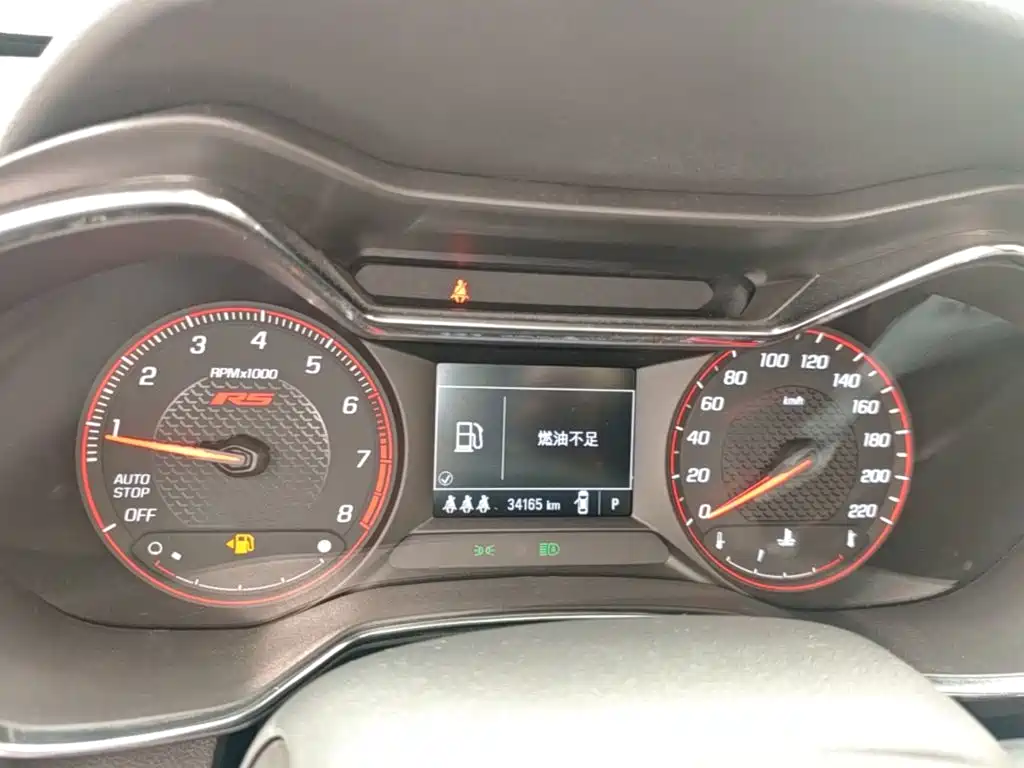 Chevrolet Tracker — миниатюра 12