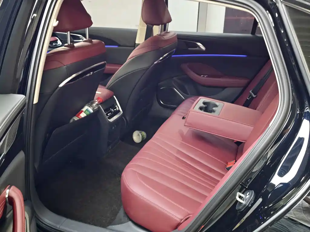 Hongqi Hongqi H5 — миниатюра 16