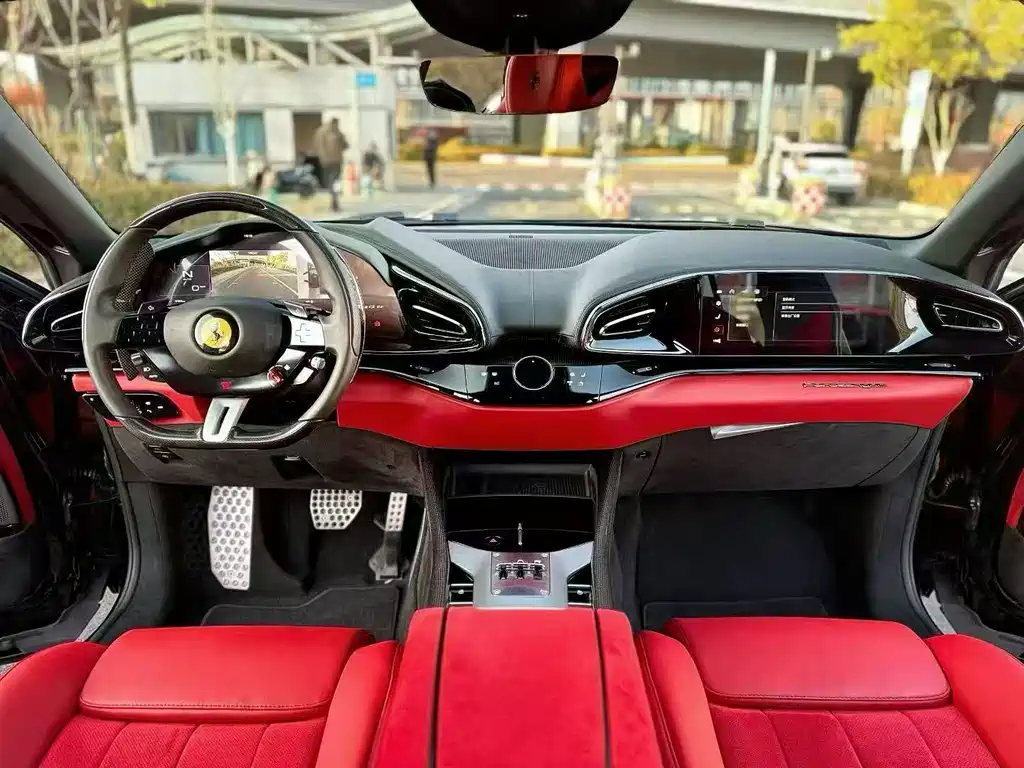 Ferrari Purosangue 2023 6.5L V12