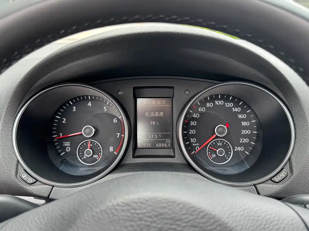 Volkswagen Golf (Import) 1.4TSI Luxury Convertible Edition, фото 10