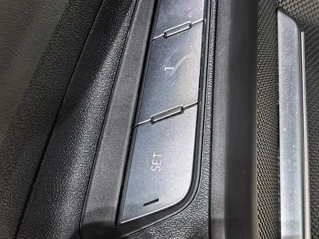 Audi Q6 — миниатюра 14