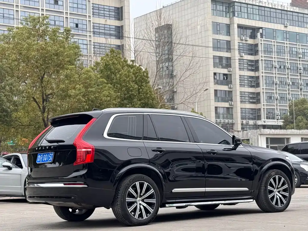 Volvo XC90 2024 B5 Luxury 5 мест