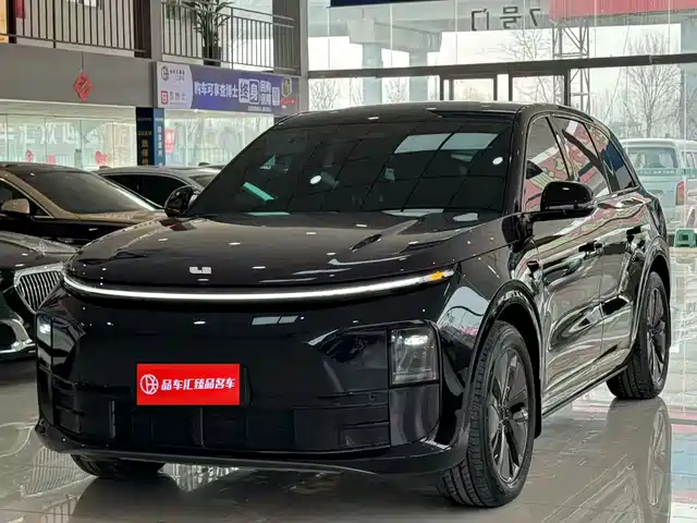 Li Auto IDEAL L6 2025