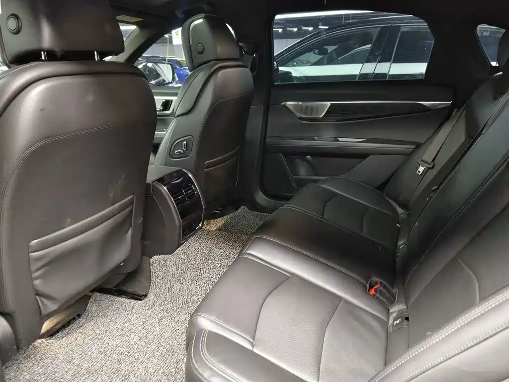 Cadillac CT6 — миниатюра 6