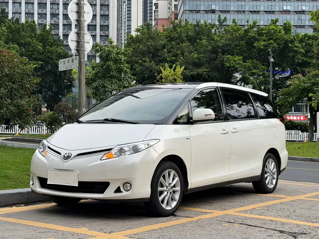 Toyota Previa 2020